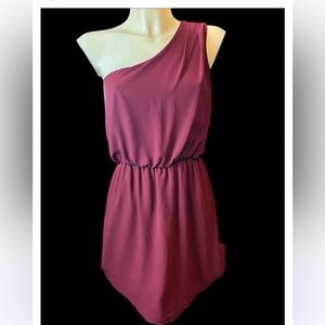 Newbury Kustom Dress S‎